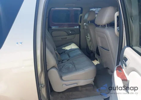 2013 Chevrolet Suburban 1500 Lt from USA, damaged, VIN 1GNSCJE06DR326408